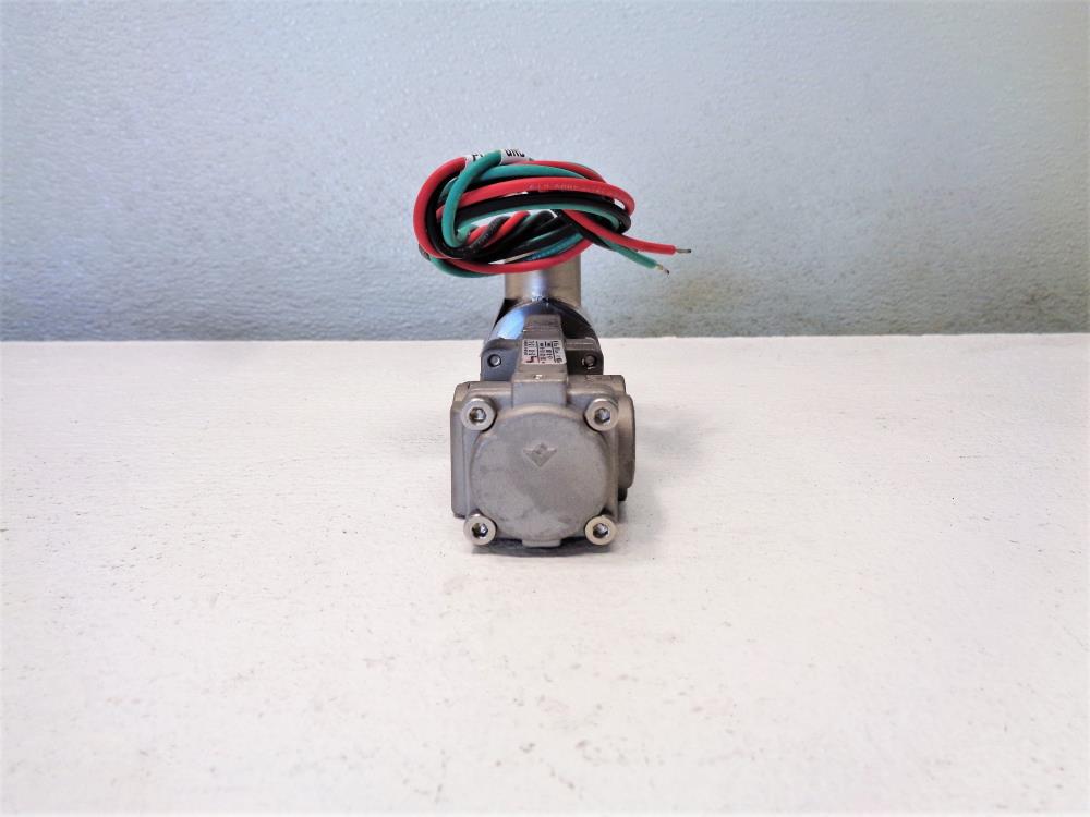 Versa 3-Way 1/4" NPT Solenoid Valve CSG-3321-316-LA-L14-XX-D024